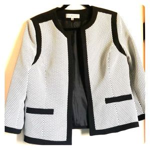 Polka Dot 3/4 Sleeve Blazer